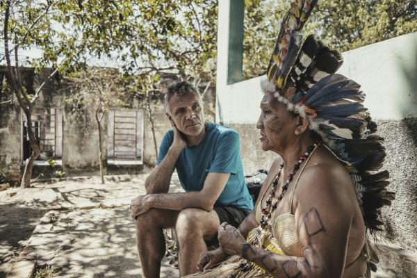 Dom Phillips’ posthumous book centers on collaborative work for saving the Amazon