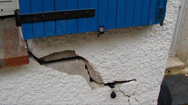 'Shrinking-swelling’ phenomenon is&hellip;