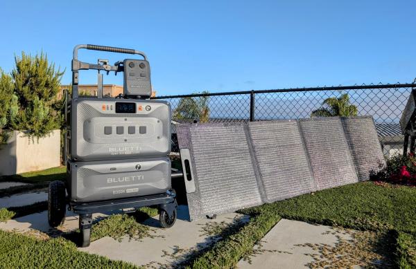 photo of The Bluetti Apex 300 & B300K Portable Power Station — CleanTechnica Tested image
