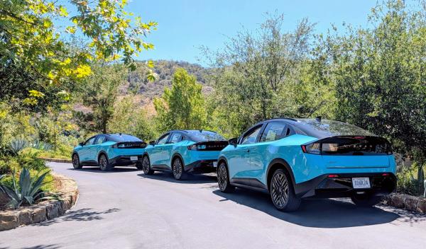 2026 Nissan LEAF Named to Wards 10 Best…