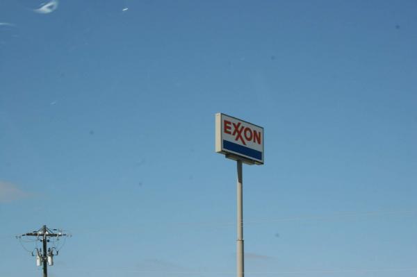 photo of Exclusive: Whistleblower Accuses Exxon of 'Fraudulent' Behavior for Overvaluing Fracking Assets For Years image