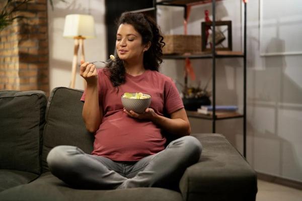 Healthy pregnancy diets cut chemical&hellip;