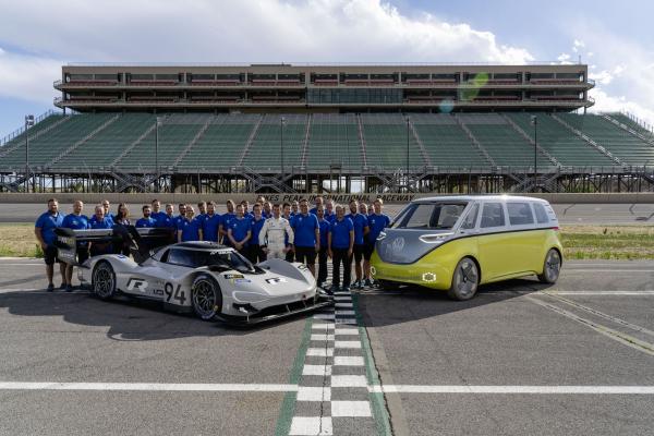 photo of Volkswagen sets sights on electric record on the Nürburgring-Nordschleife with further-developed ID. R image
