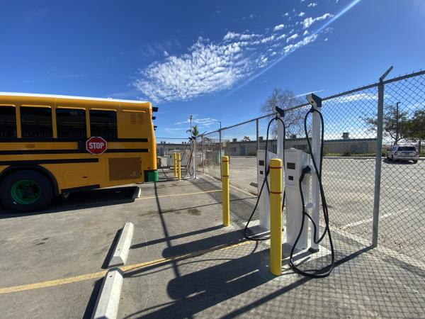 photo of Ocean View School District selects The Mobility House for smart charging for electric bus fleet; SoCal Edison and CEC image