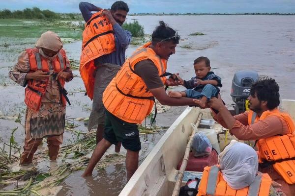 Mass evacuations in eastern Pakistan as…