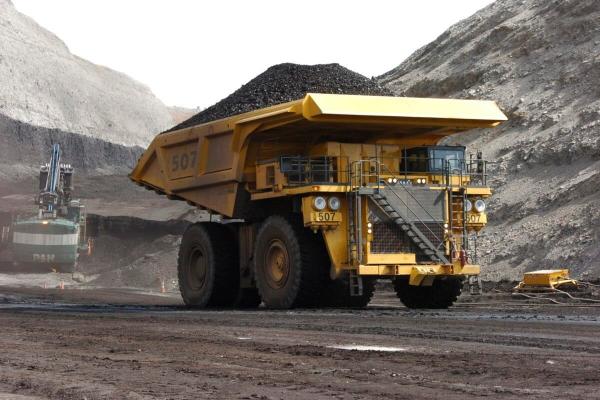 photo of Republicans move to lift drilling and mining restrictions in Western states image