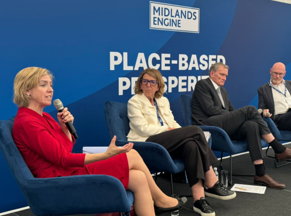 Anti-Net Zero Reform Mayor Andrea Jenkyns Urges Offshore Wind Investment