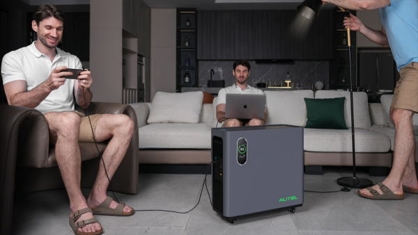 Autel 3,072Wh LFP power station with AI…