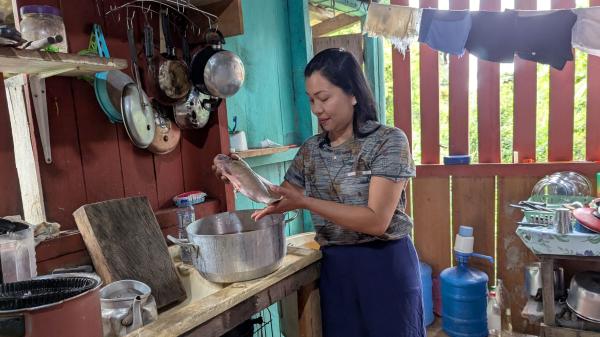 Riverside families in the Amazon change meals as mercury&hellip;