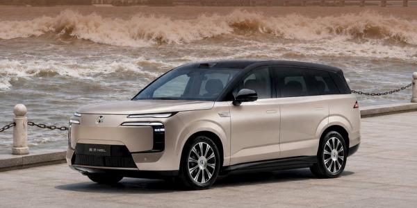 BYD reveals the new Denza N8L EV, a&hellip;