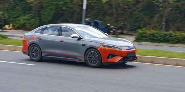 BYD’s new Qin Max EV with Flash…