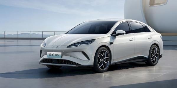 photo of BYD launches the Seal 06 EV at just $15,000 as a new price war in China erupts image