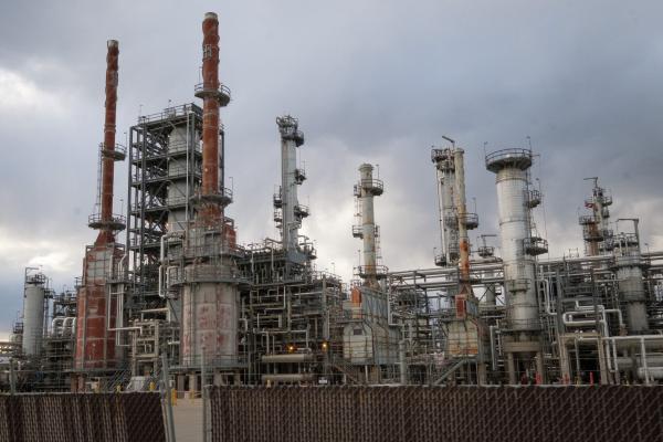 Environmentalists can sue Suncor for its&hellip;
