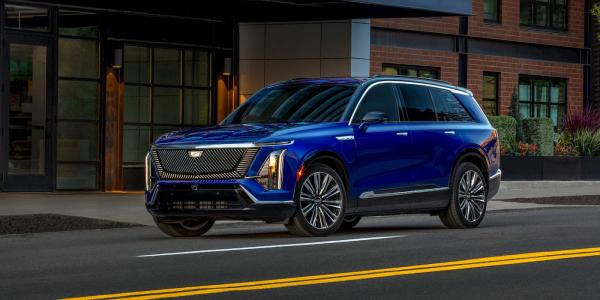 Cadillac’s new electric SUVs crush…