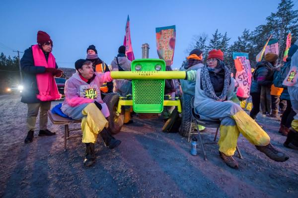 photo of Citing Latest Climate Science, Nearly 30 Arrested Protesting New Natural Gas Plant in New York’s Hudson Valley image