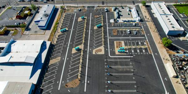 76 chargers, 9 MW: An EV truck hub opens&hellip;