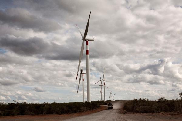 photo of Renewables Provide All New US Electricity Capacity In April, Oil Companies Shedding Jobs, But Investment Community&hellip; image