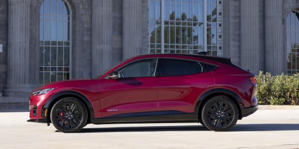 These are the 5 best EV financing offers…
