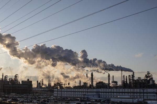 Inside the web of pro-oil and gas groups…