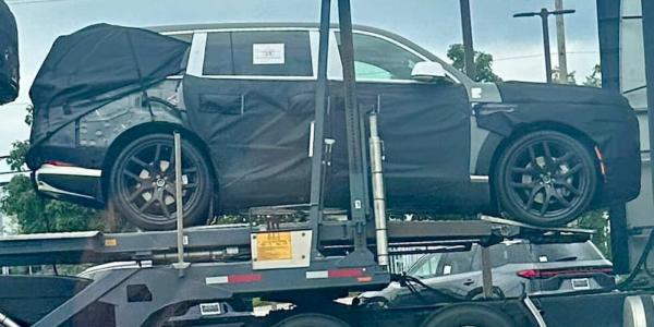 Genesis GV90 caught with coach doors&hellip;