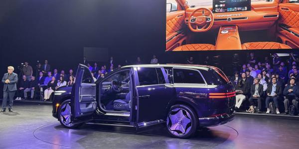 The Genesis GV90 transforms into a&hellip;