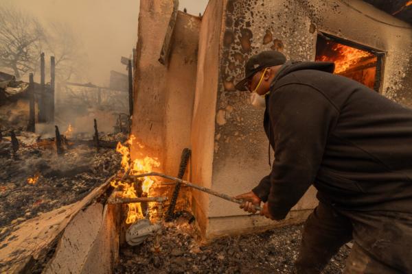 LA Wildfire Survivors Want to Rebuild…