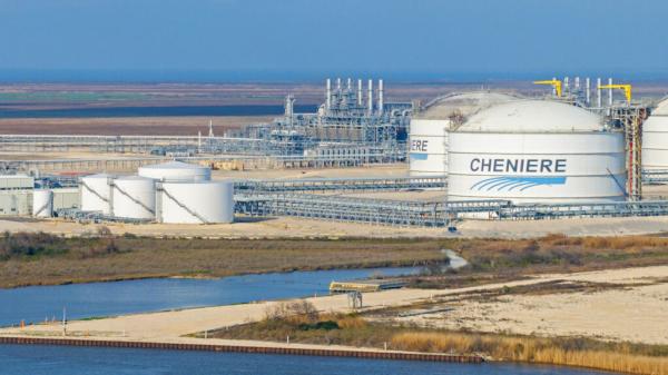 photo of The Biggest US LNG Exporter Is Claiming a Massive Tax Credit for Using Its Cargo as an ‘Alternative’ Fuel image