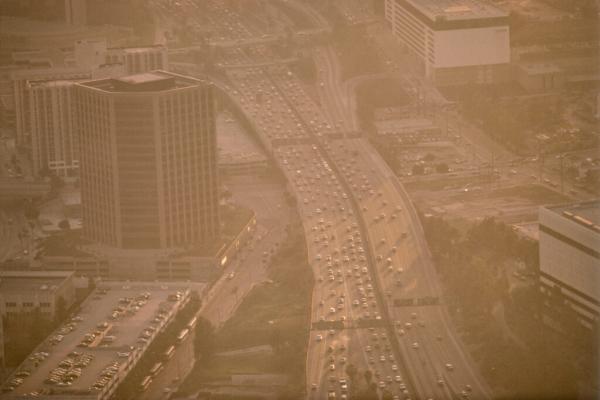photo of Republicans Flout Law and Precedent to Kill California’s Right to Clean Air image