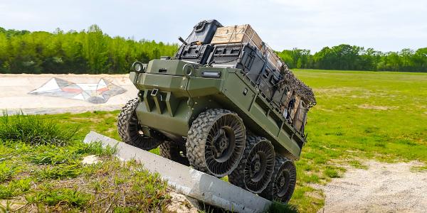 Autonomous military 6×6 packs electric&hellip;