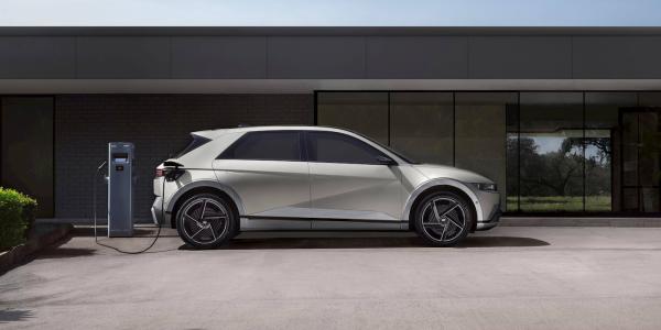 Hyundai cuts EV prices in response to&hellip;