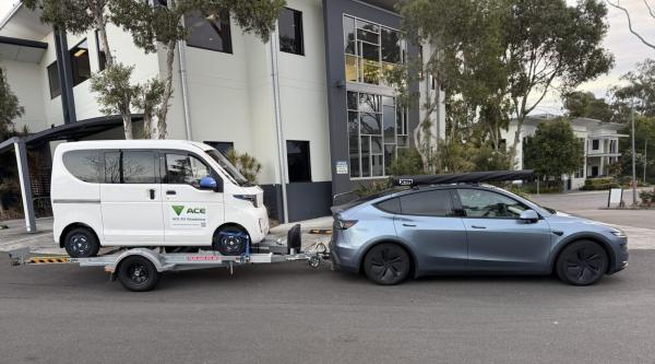 The Yewt & Minivan Roadshow