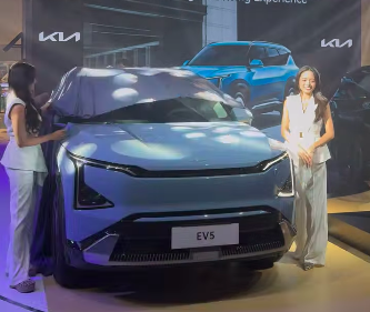 Kia’s EV5 Preview & Test Drives at the…