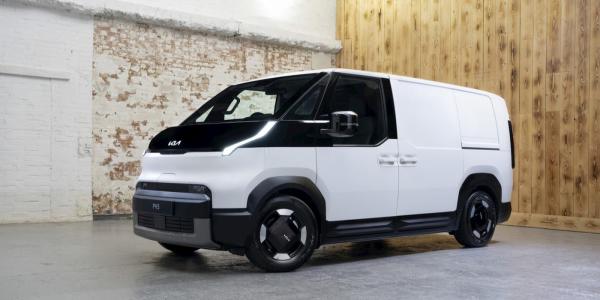Kia’s first electric van ‘unboxed’…