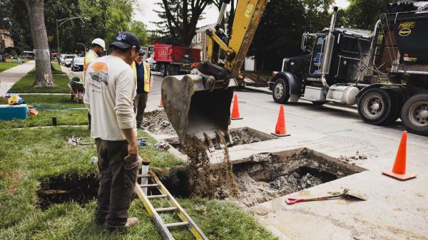 photo of Why is it so unusually expensive to replace lead pipes in Chicago? image