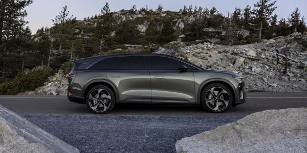 photo of Lucid (LCID) is ‘on track’ to build 18,000 EVs this year as production hits big milestone image