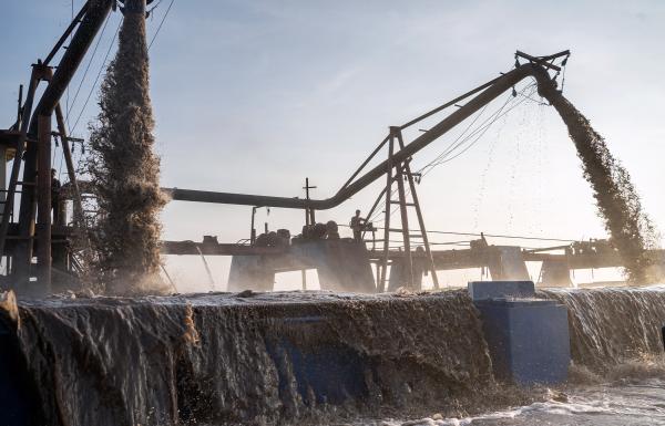 Cambodia’s banned sand trade with…