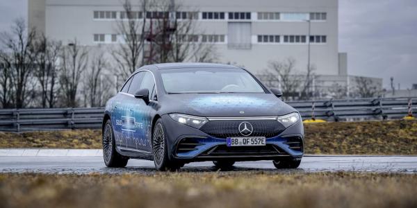 photo of Mercedes-Benz is already testing solid-state batteries in EVs with +600 miles range image