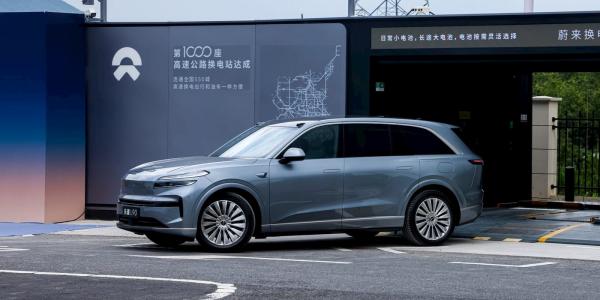 photo of NIO (NIO) opens orders for the new three-row Onvo L90, starting at under $30,000 image