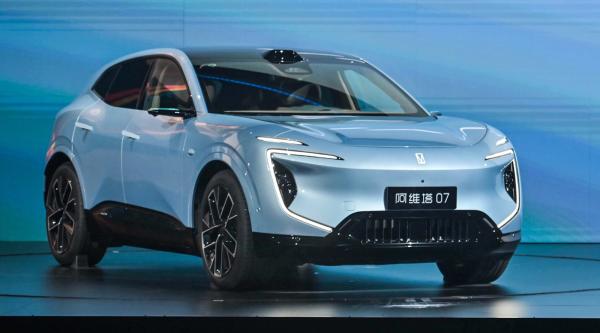 The New Avatr 07 Is A Stunner