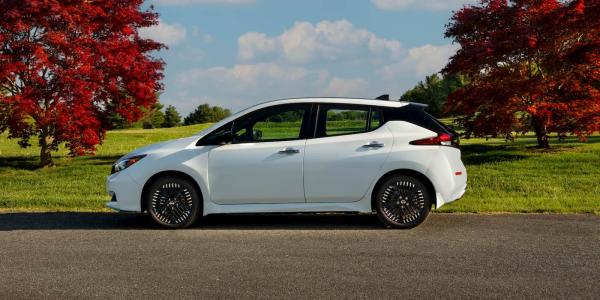 Nissan LEAF hit with a big recall, more…