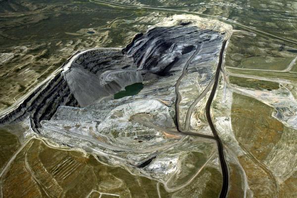 Trump Move to Increase Coal Mining in…
