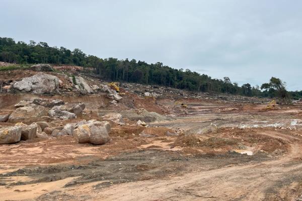 Cambodian irrigation dam construction…