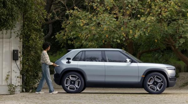 Rivian Surprises With 3 New Models & New Battery Technology — Pictures & Tesla Comparison