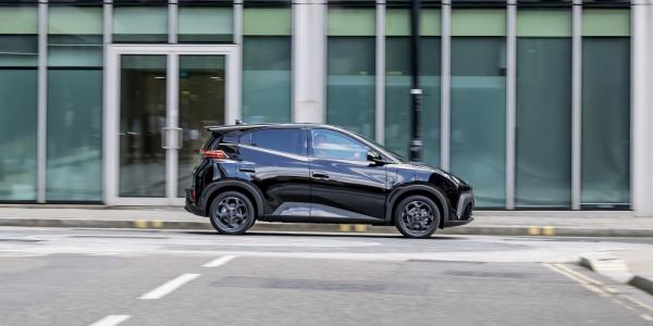 Jeep maker Stellantis takes a jab over EV sales, but BYD’s response is perfect