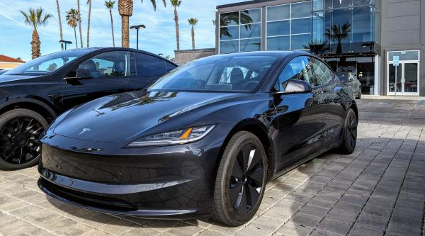 Electric Door Handles — What Did Elon&hellip;