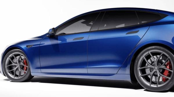 Tesla Model S Plaid Track Package Unlocks 200 MPH Top Speed & Track-Level Performance