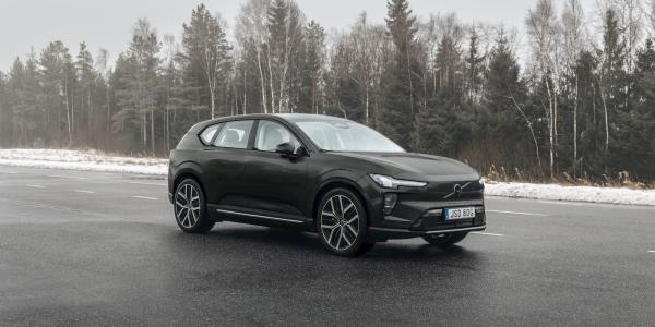 Volvo trademark reveals EX50 EV name:&hellip;