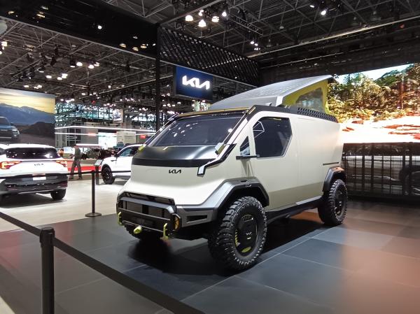 Kia PV5 WKNDR Is A Digital Detox Vehicle
