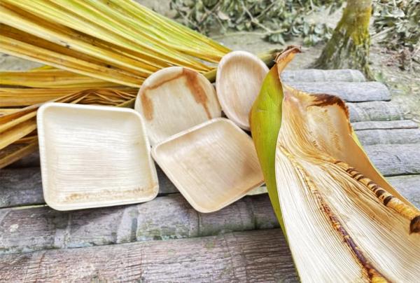 With areca leaves and rice bran,…