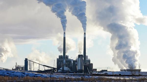 Trump administration gives coal plants…